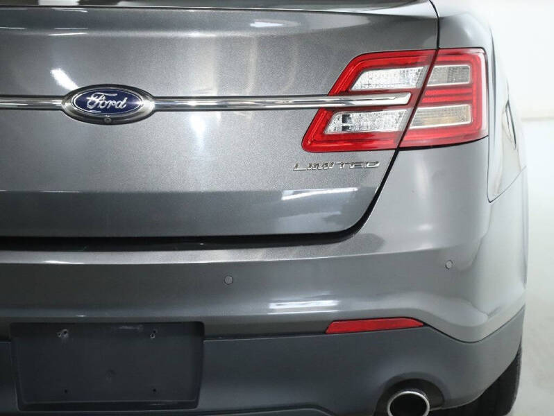 2016 Ford Taurus Limited