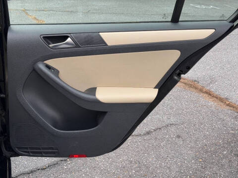 2012 Volkswagen Jetta SE PZEV