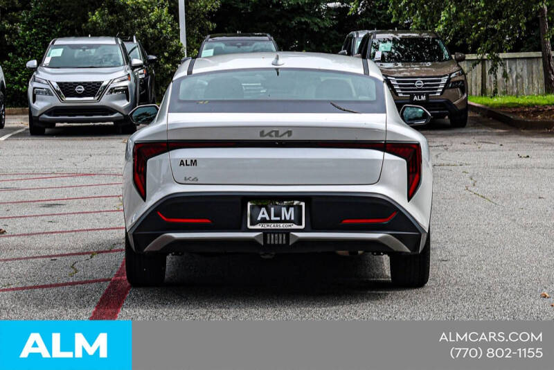 2025 Kia K4 LXS
