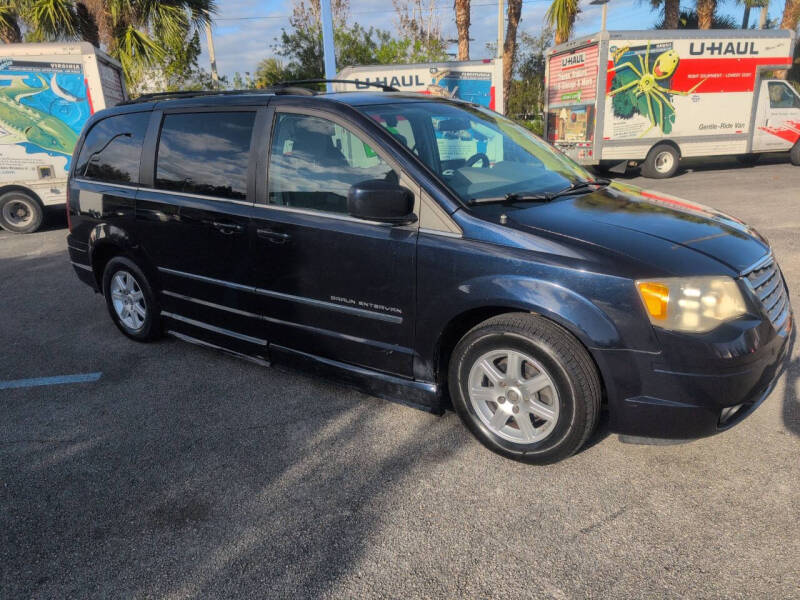 2010 Chrysler Town and Country Touring