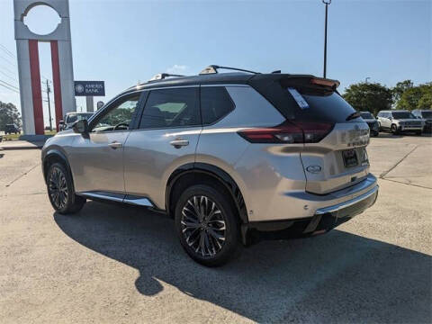 2025 Nissan Rogue Platinum