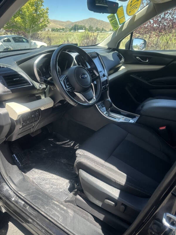 2022 Subaru Ascent Premium 8-Passenger