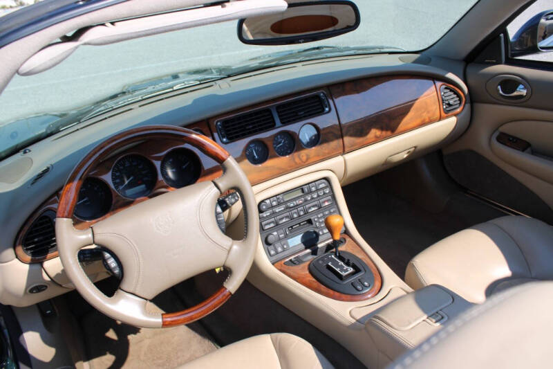 2000 Jaguar XK-Series XK8