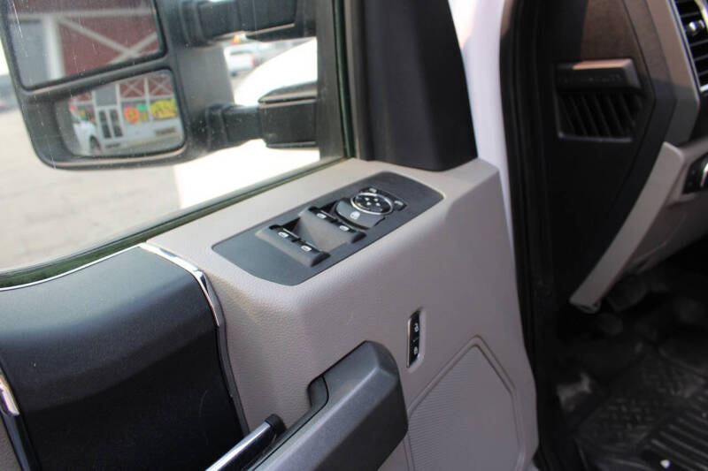 2017 Ford F-250 Super Duty XLT