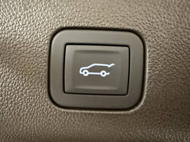 2025 GMC Yukon XL Elevation