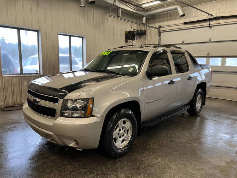 2007 Chevrolet Avalanche for sale at Sand's Auto Sales in Cambridge MN