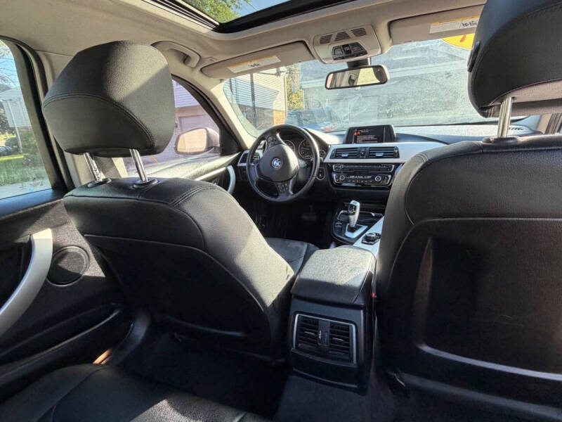 2017 BMW 3 Series 320i xDrive