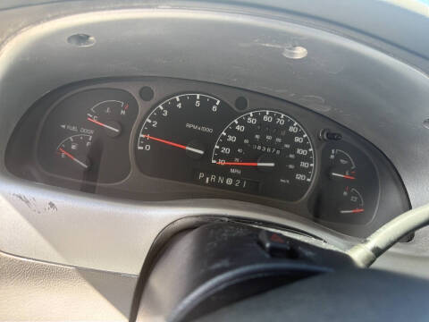 2003 Mazda Truck B2300