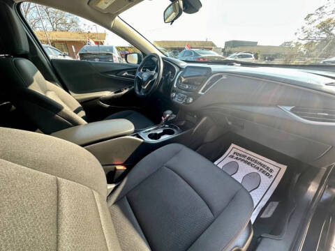 2022 Chevrolet Malibu RS