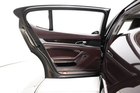 2015 Porsche Panamera 4S Executive