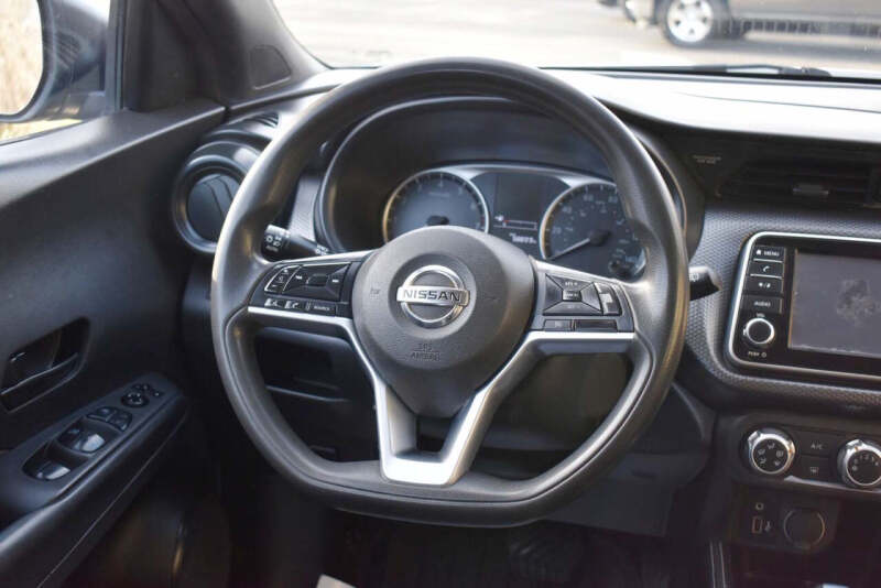 2019 Nissan Kicks SV