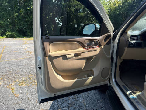 2012 Chevrolet Avalanche LTZ