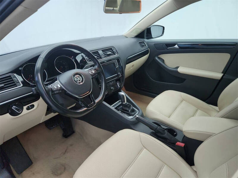 2016 Volkswagen Jetta 1.8T SEL