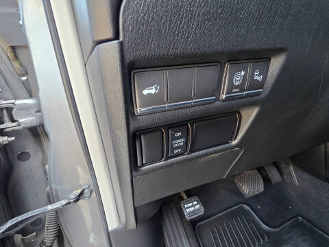 2017 Infiniti QX80