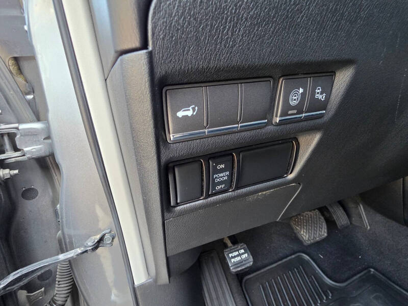 2017 Infiniti QX80