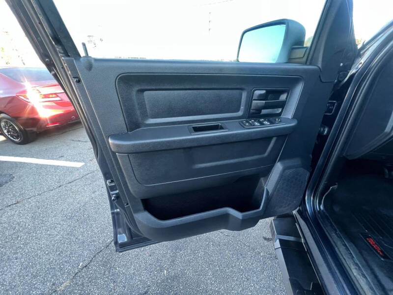 2017 RAM 1500 Express