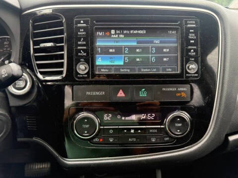 2016 Mitsubishi Outlander SE