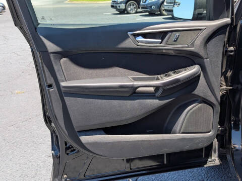 2015 Ford Edge SE