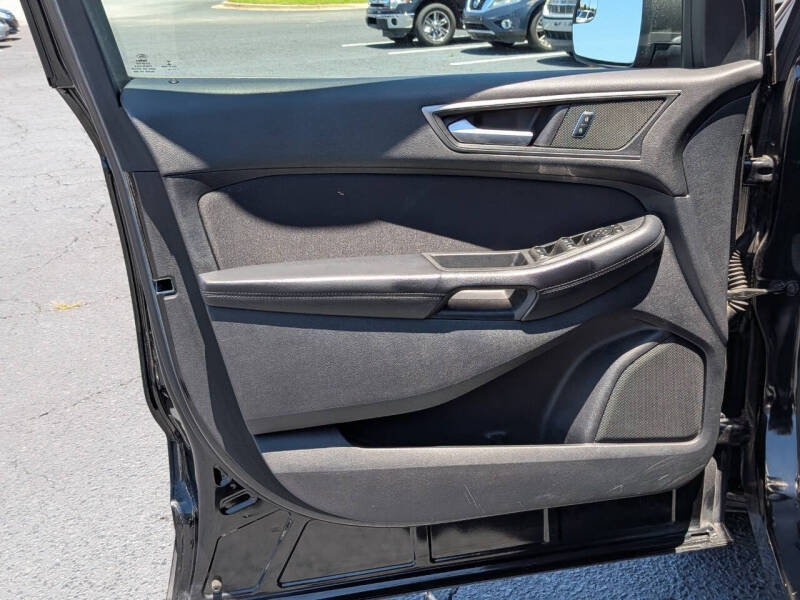 2015 Ford Edge SE