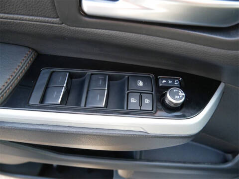 2025 Toyota Sienna Platinum 7-Passenger