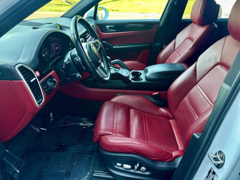 2020 Porsche Cayenne