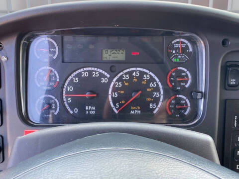 2015 Freightliner 108 SD