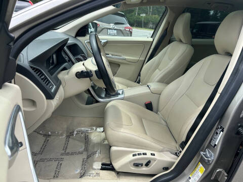 2015 Volvo XC60 T5 Drive-E Premier