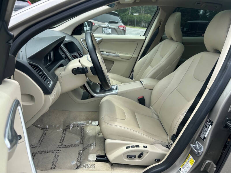 2015 Volvo XC60 T5 Drive-E Premier