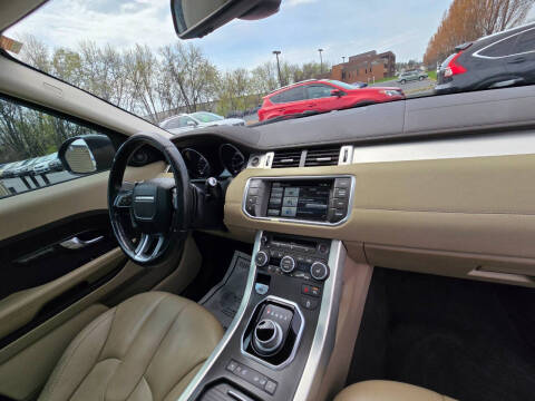 2014 Land Rover Range Rover Evoque Pure Premium