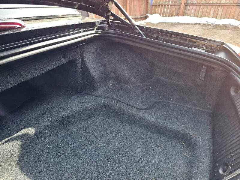 2005 Ford Thunderbird Deluxe