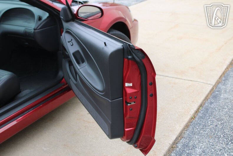 2003 Ford Mustang SVT Cobra