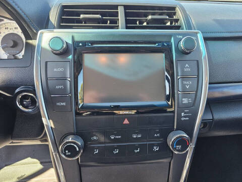 2016 Toyota Camry SE