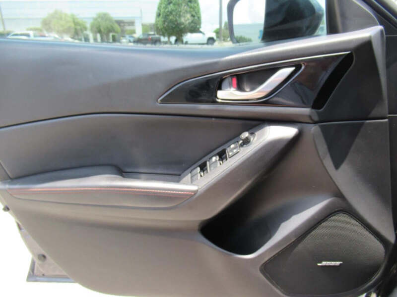 2014 Mazda MAZDA3 s Grand Touring