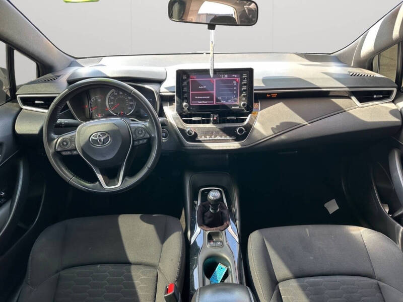 2020 Toyota Corolla Hatchback SE