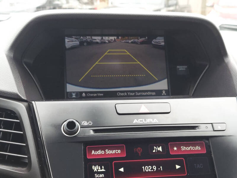 2017 Acura ILX w/Premium