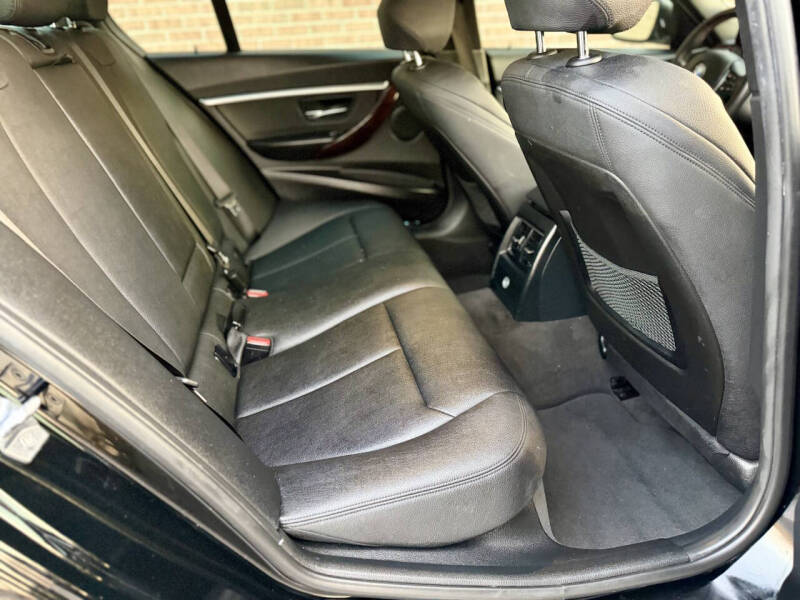 2017 BMW 3 Series 330i xDrive