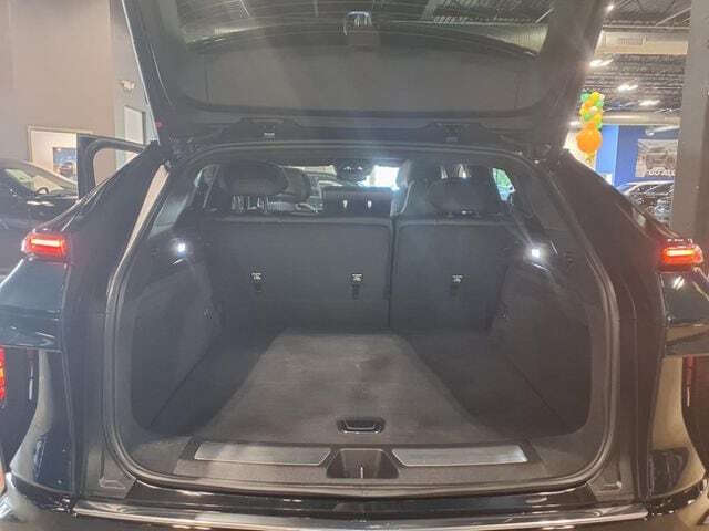 2024 Cadillac LYRIQ Luxury 1