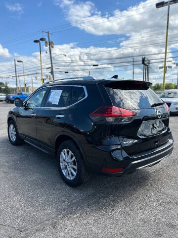 2018 Nissan Rogue SV