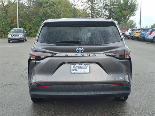2023 Toyota Sienna XLE 7-Passenger