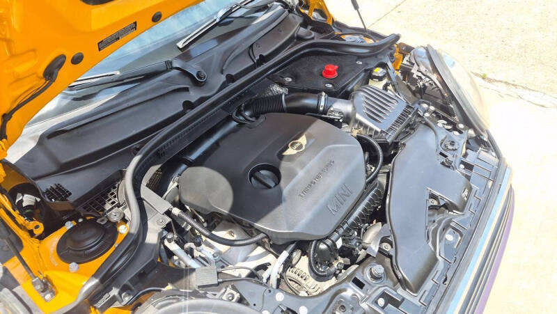 2016 MINI Hardtop 4 Door Cooper