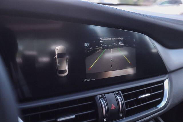 2019 Alfa Romeo Giulia Ti Sport