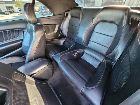 2023 Ford Mustang EcoBoost Premium