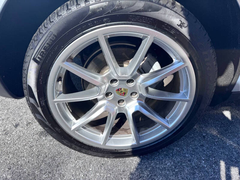 2017 Porsche Macan S