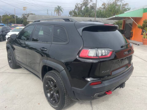 2019 Jeep Cherokee Trailhawk
