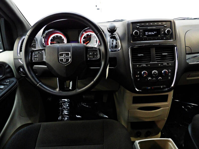 2016 Dodge Grand Caravan SE