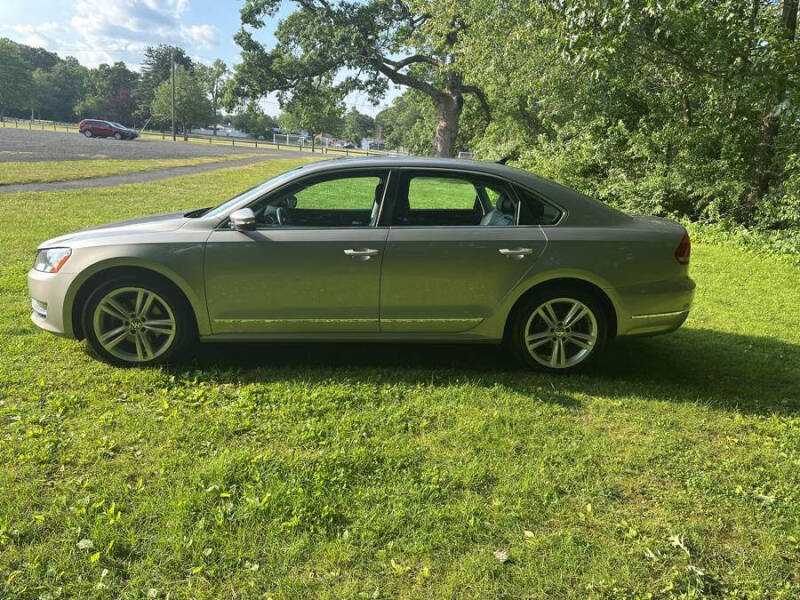 2012 Volkswagen Passat TDI SEL Premium