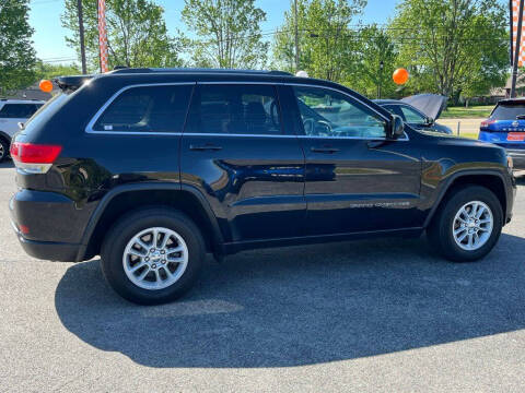 2019 Jeep Grand Cherokee Laredo E