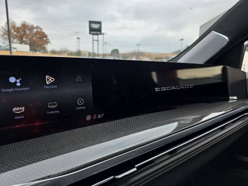 2025 Cadillac Escalade-V