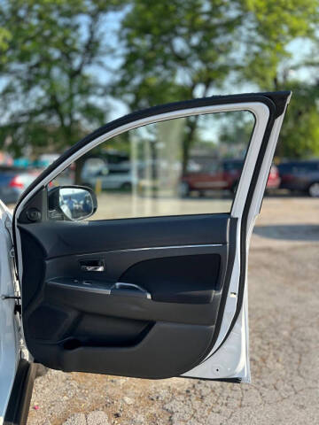 2019 Mitsubishi Outlander Sport SE