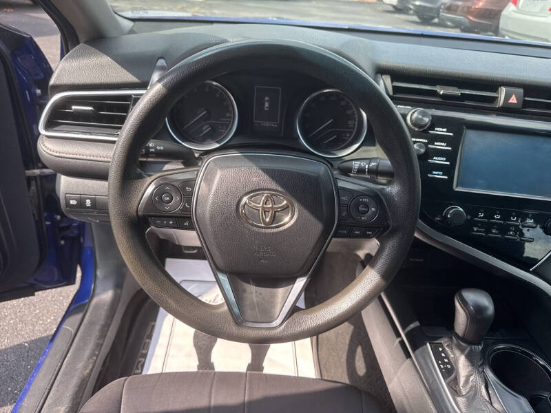 2018 Toyota Camry LE